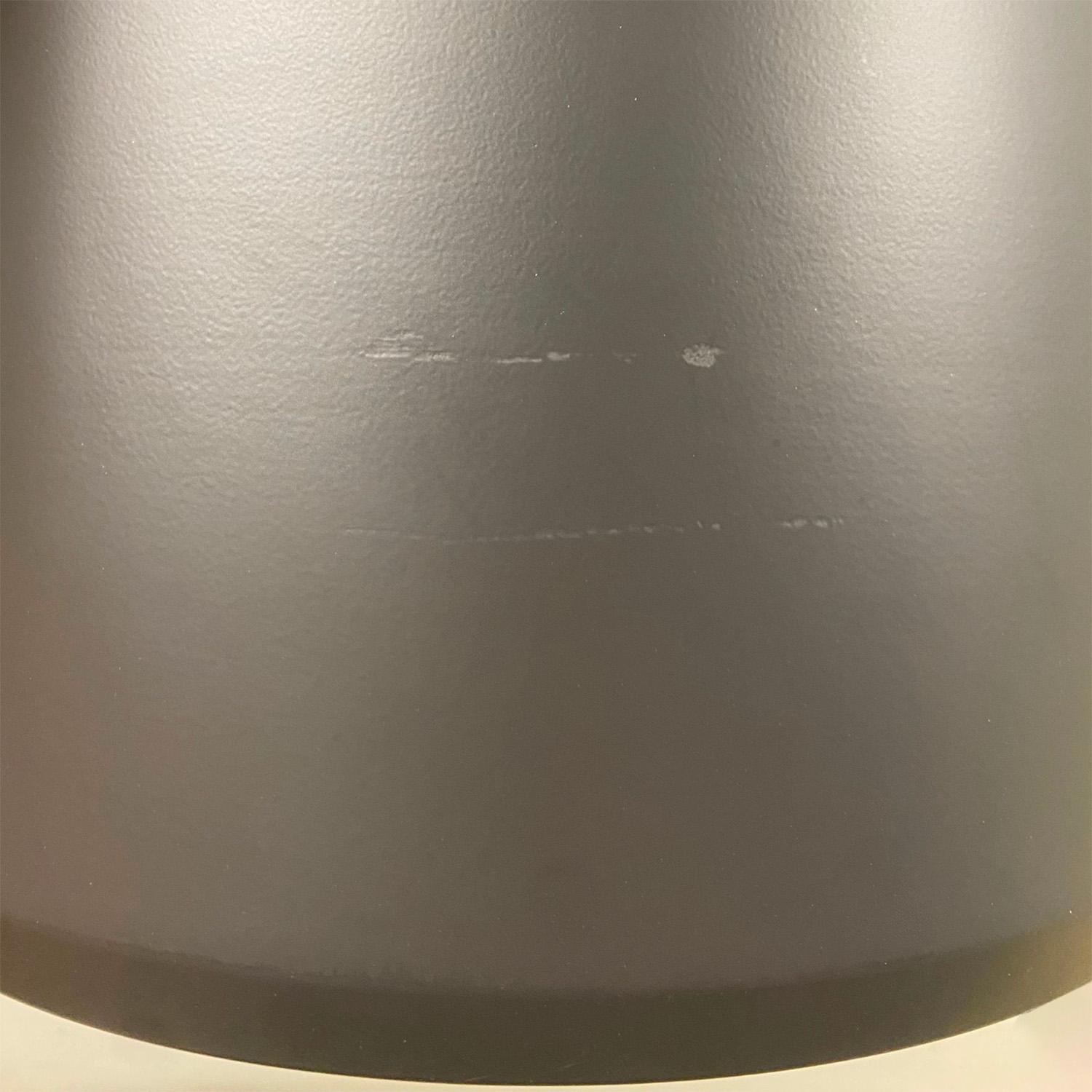 Grade B - Slight Imperfections